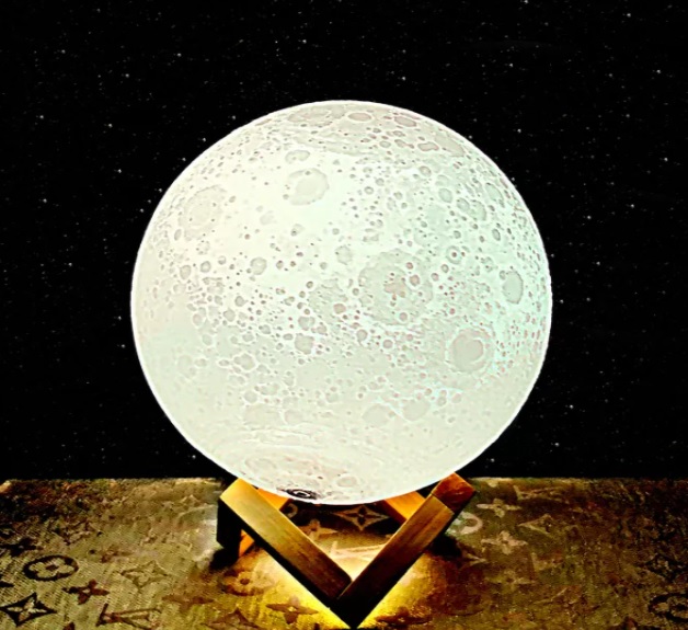3D printed Moon lamp