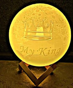 A moon lamp for my king
